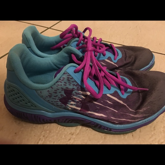 Under Armour Sneakers - Picture 3 of 7